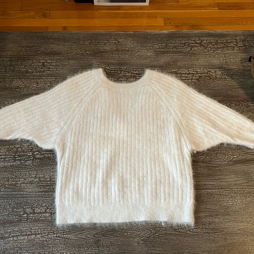 3/4 Sleeve Angora sweater- V back